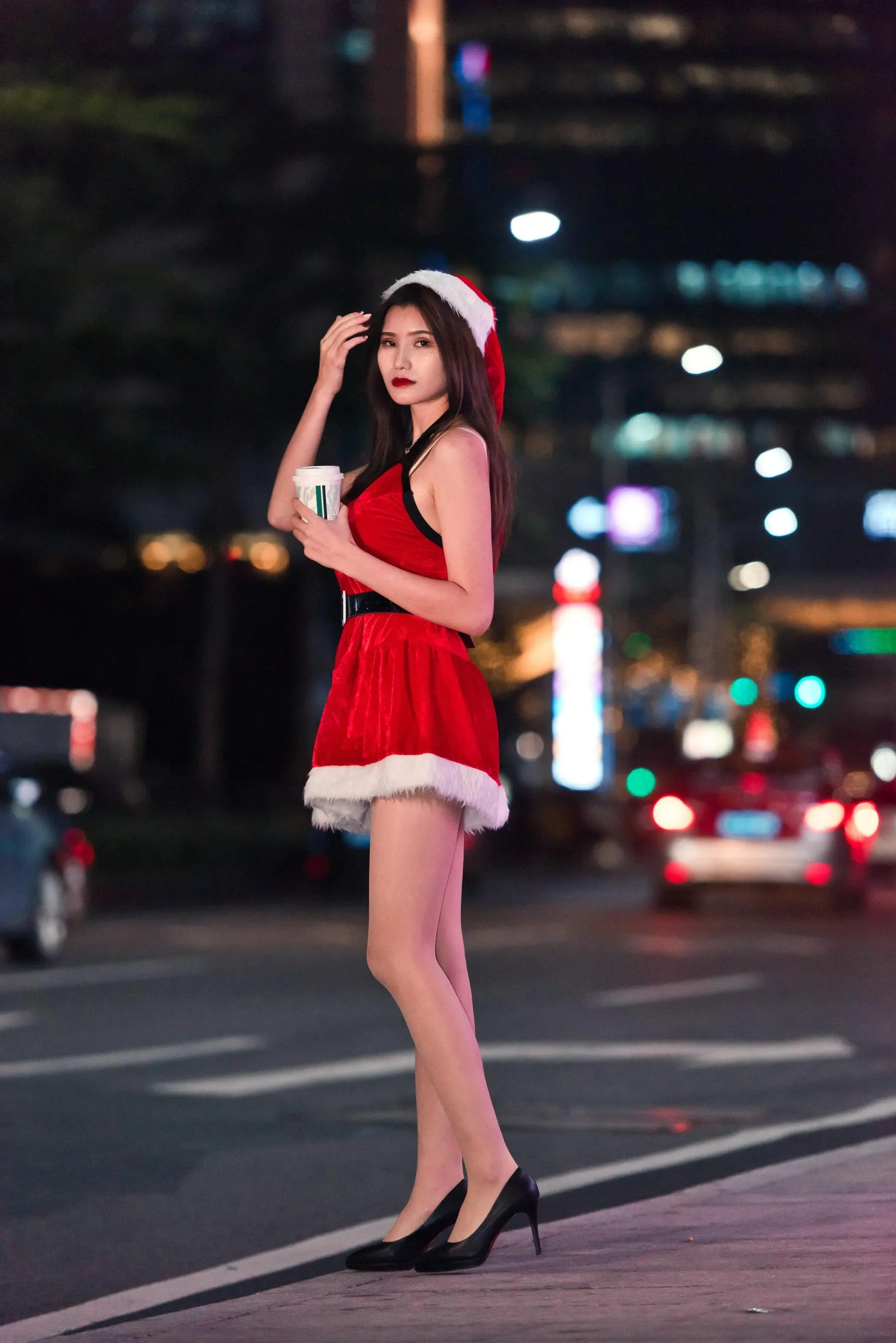 [魔镜街拍] NO.124 寒风中的极品肉丝圣诞美人婷婷 [224P]插图5